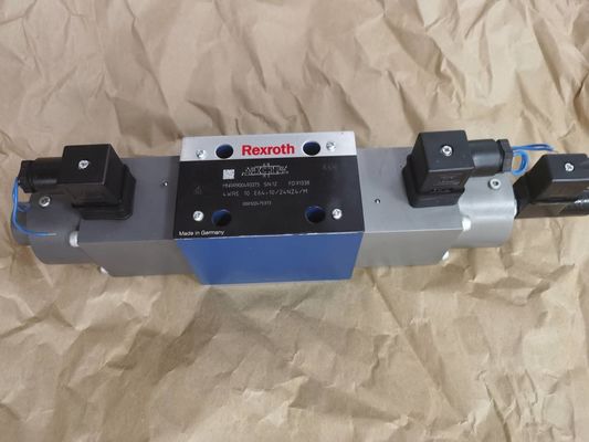 Rexroth R900493373 4WRE10E64-10 / 24Z4 / M 4WRE10E64-1X / 24Z4 / M صمام الاتجاه النسبي