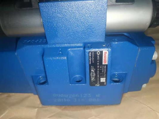 R901447945 4WRZE16W6-180-70 / 6EG24N9ETK31 / F1M 4WRZE16W6-180-7X / 6EG24N9ETK31 / F1M صمام الاتجاه النسبي