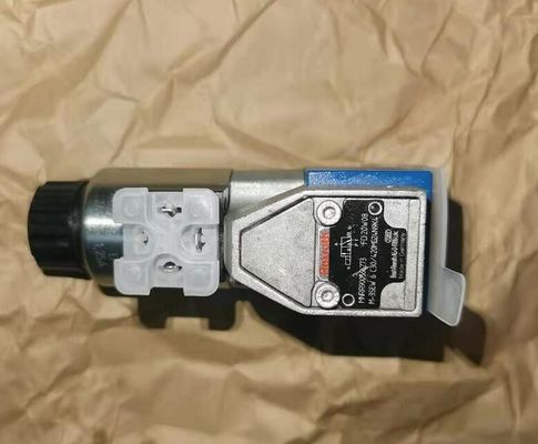Rexroth R900566273 M-3SEW6C30 / 420MG24N9K4 M-3SEW6C3X / 420MG24N9K4 صمام دوامة اتجاهي