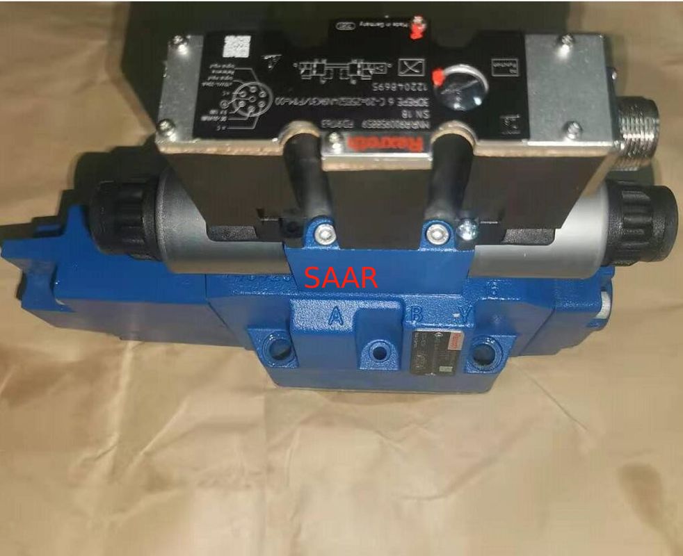 R900750127 4WRZE16W8-150-70 / 6EG24N9EK31 / A1D3M 4WRZE16W8-150-7X / 6EG24N9EK31 / A1D3M صمام الاتجاه النسبي